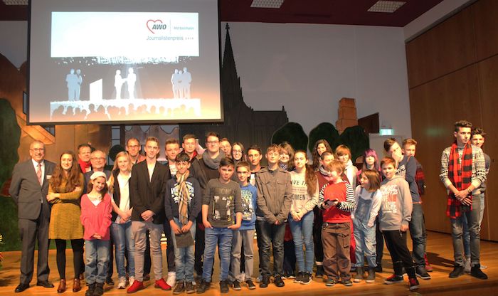 2015AWO
