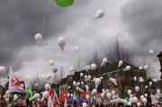 2012DemoLuftballons01