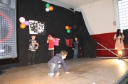 2012KarnevalKLEINBreakdance01